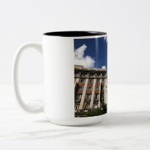 Madrid — Edificio Metrópolis Mugg