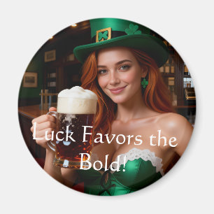Maeve i smaragdgrön korsett irländsk pub St Patric Magnet