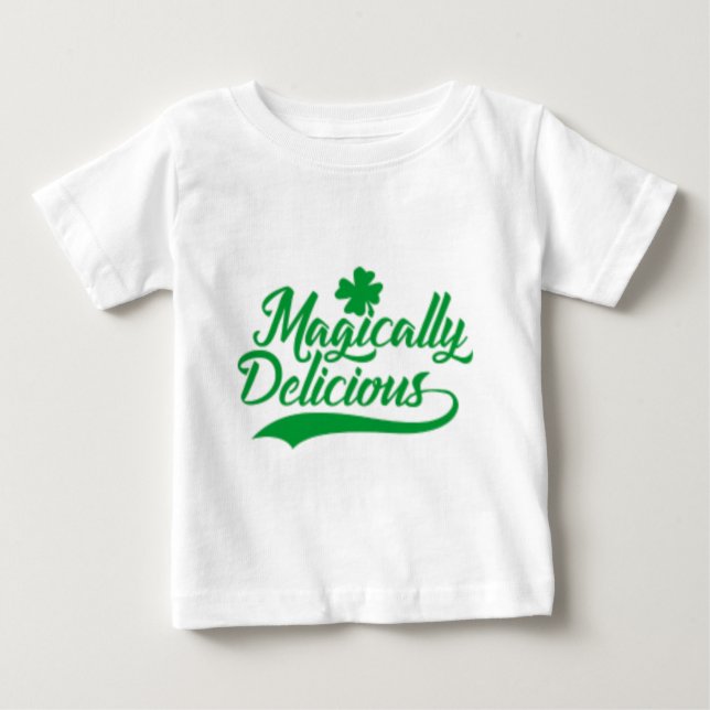 Magally Delicious St. Patrick's Day T Shirt (Framsida)