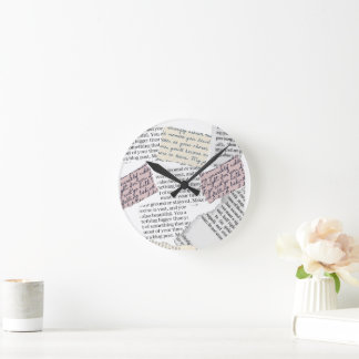 Magazine Aesthetic - Retro Editorial Stil Rund Klocka