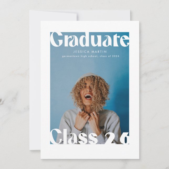 Magazine Inspired Cover Bold Grad Announcement Inbjudningar (Framsida)