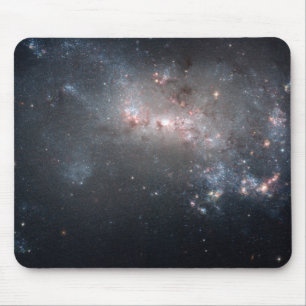 Magellanic dvärg- ojämn galax NGC 4449 Musmatta