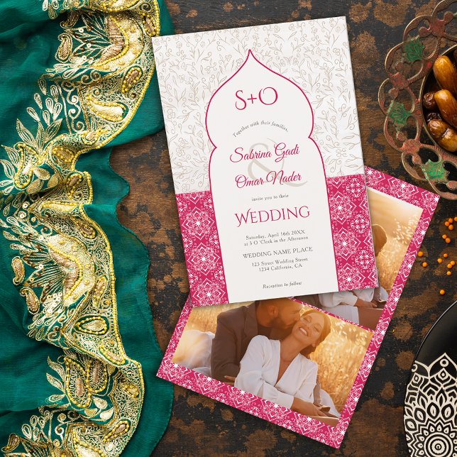 Magenta Moroccan blommigt initialer 3 fotot bröllo Inbjudningar (Skapare uppladdad)