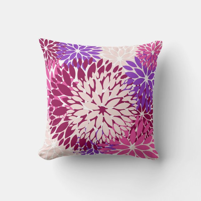 Magenta Peach Burgundy och Lila Stylized Dahlias Kudde (Framsida)