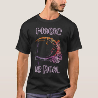 MAGIC ÄR REAL T SHIRT