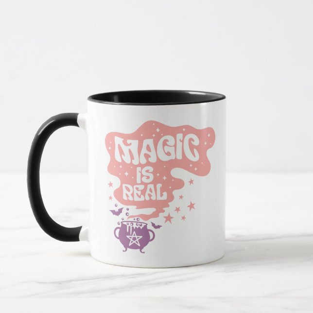 Magic är Real Witches Cauldron Fladdermus Hallowee Mugg (Vänster)