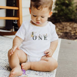 Magic Blommigt Fairy 1st Birthday Party T Shirt<br><div class="desc">Vem är den närmaste lilla runt? Den här skjortan gör en perfekt gåva. Förstå den tillfälliga skönheten från den sena sommaren och tidigt faller med en glad palett i färg med varma peachyton. Den jordlösa terracotta, mjuka persikor och känsliga rosa skuggor smälter harmoniskt och skapar en sömlös övergång från sommarns...</div>