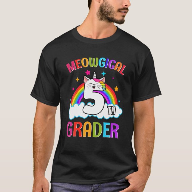 Magic Cat Unicorn Rainbow 5:e Klass tillbaka till  T Shirt (Framsida)