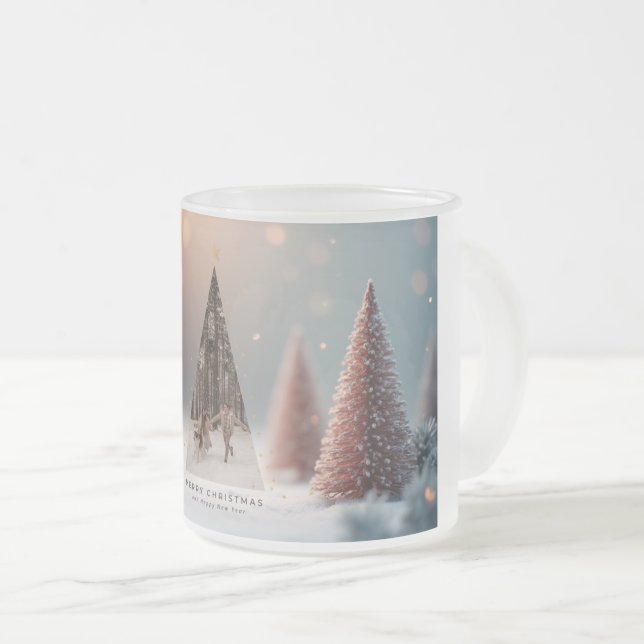 Magic&elegant Christmas mug 2025 Frostad Glasmugg (Framsida höger)