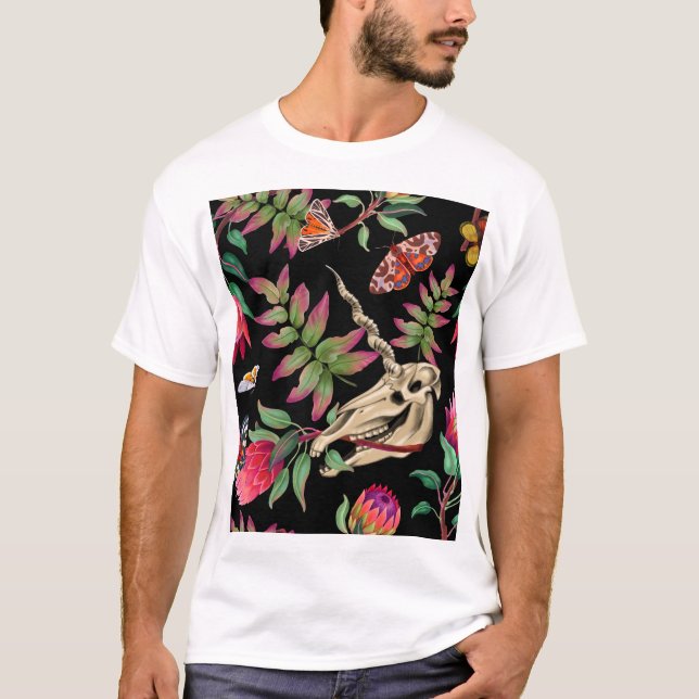 Magic Forest Unicorn Mörk Mönster. T Shirt (Framsida)