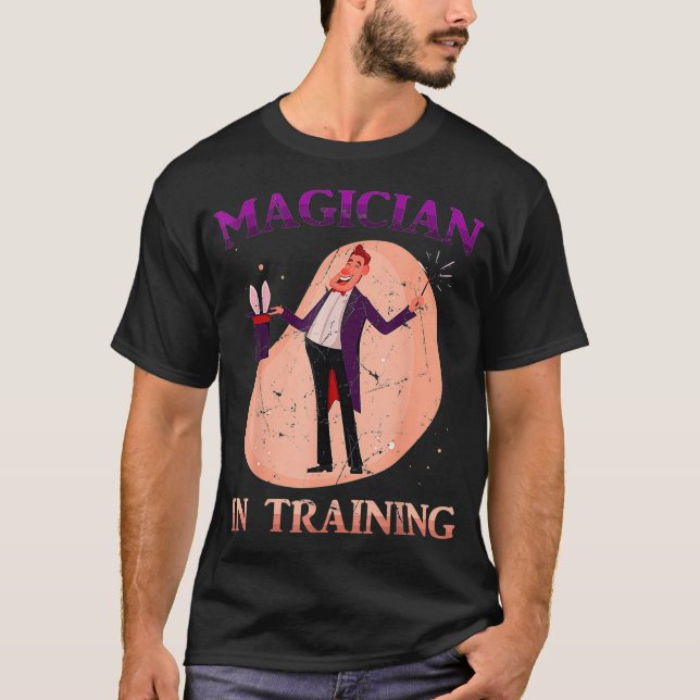 Magic Magician in Training Bunny Tricks Rabbit T Shirt (Framsida)