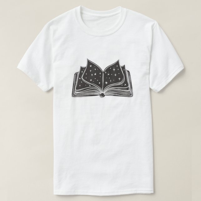 Magic Open Spellbook – Stars and Wizardry T Shirt (Design framsida)