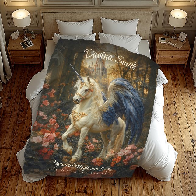 Magic Pegasus White Blue Fantasy Unicorn Fleecefilt (Skapare uppladdad)
