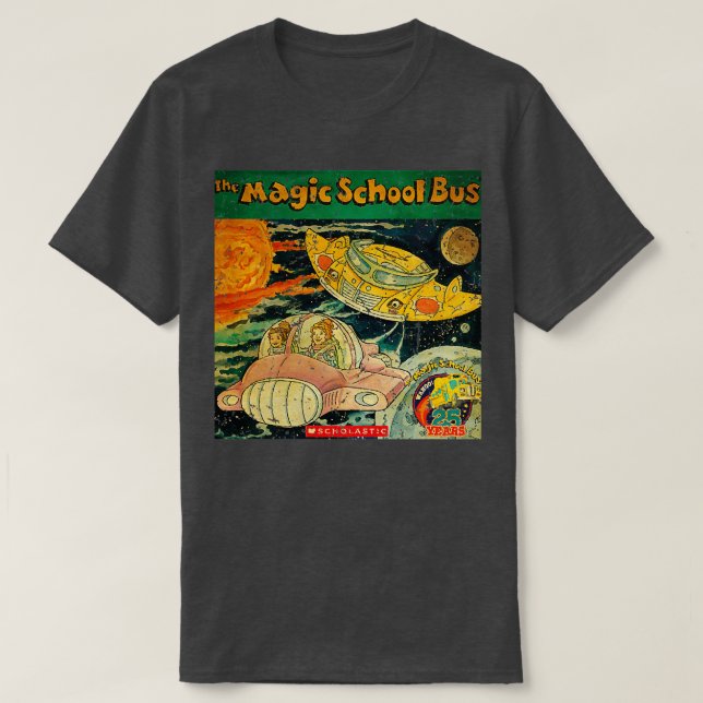 MAGIC SCHOOL BUSS 25 ÅR T SHIRT (Design framsida)