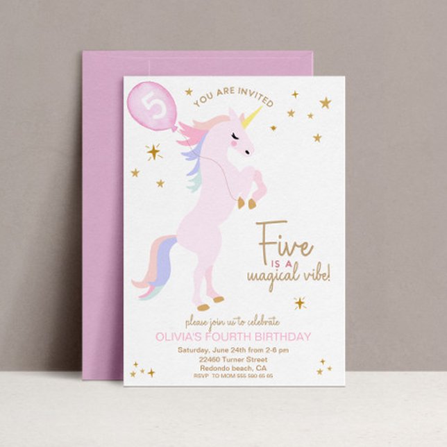 Magic Unicorn 5:e födelsedag rosa Inbjudningar (Pink Unicorn 5th birthday invitation - Five is a vibe)