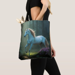 Magic Unicorn in Enchanted Forest Tygkasse