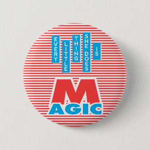 Magic Woman, som spelar med Rand Collection. Knapp