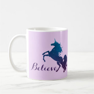 Magical lilor och blått som fostrar Unicorn tro Kaffemugg