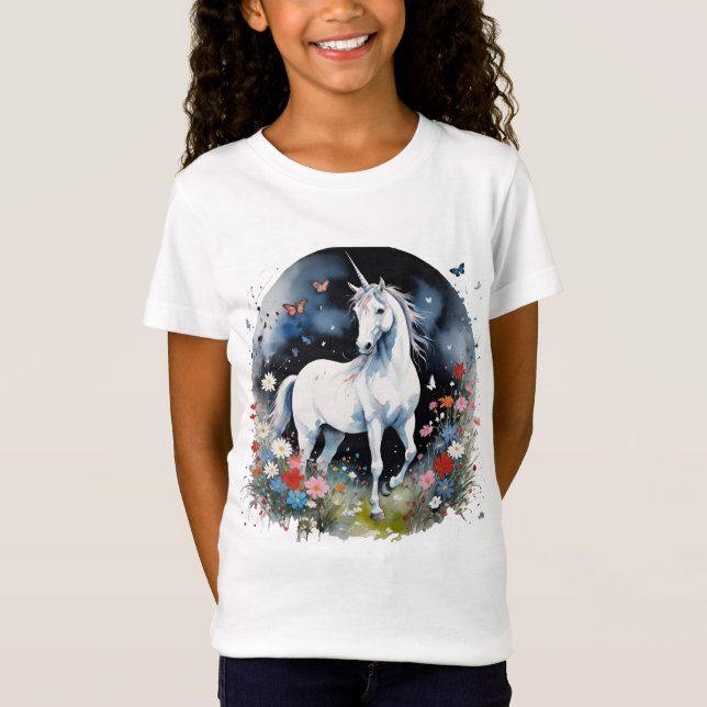 Magical White Unicorn In A Night Garden T Shirt (Framsida)