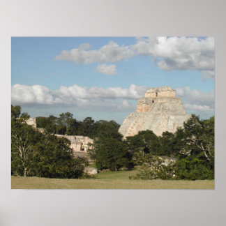 Magicianens pyramid poster