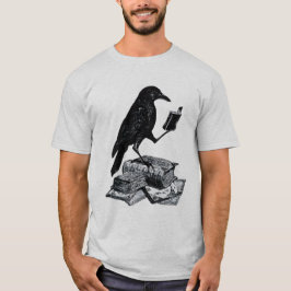 Magisk Korp med Akademiska Böcker T Shirt