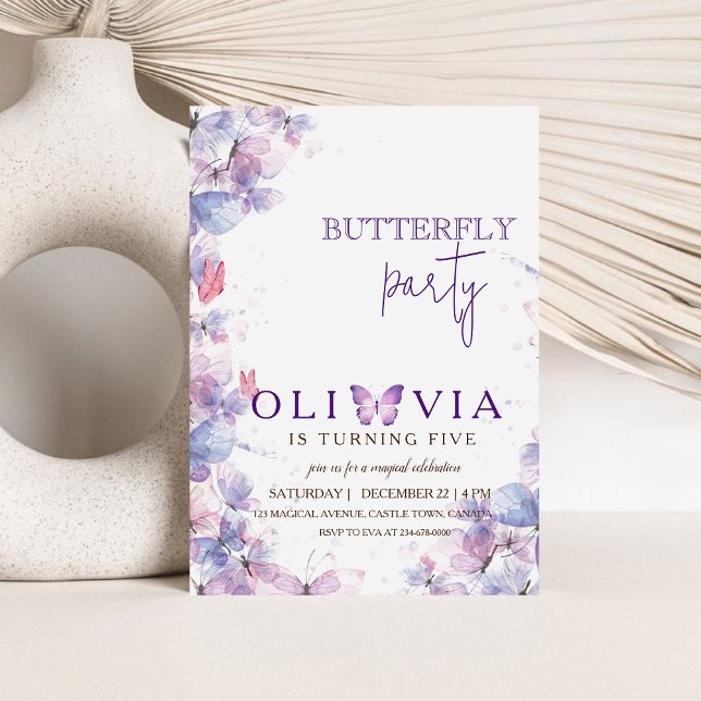 Magisk Lila Butterfly 5:e födelsedagsinbjudan Inbjudningar (Skapare uppladdad)