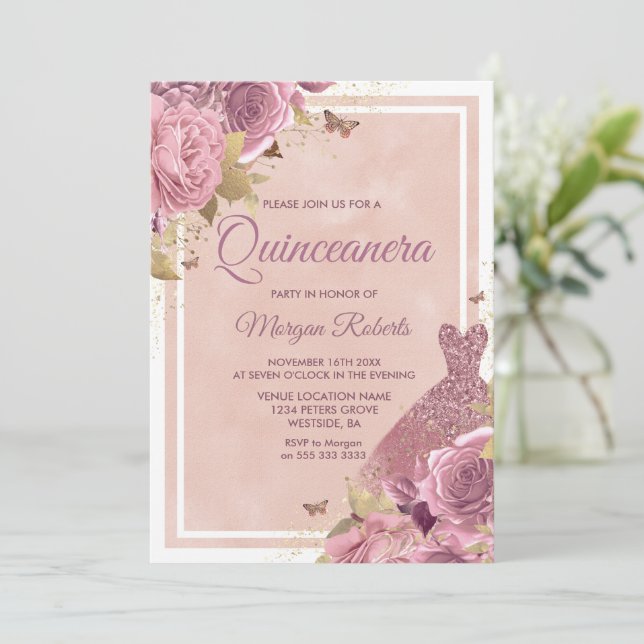 Magisk  Rosa Dress & Flowers Quinceanera Inbjudningar (Stående Fram)