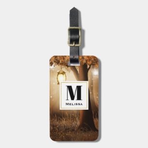 Magisk skog med Fairy Ljus Monogram Bagagebricka