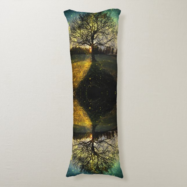 Magiska fireflies drömmande landskap kroppskudde (Framsidan Vertikal)