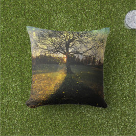 Magiska fireflies drömmande landskap kudde