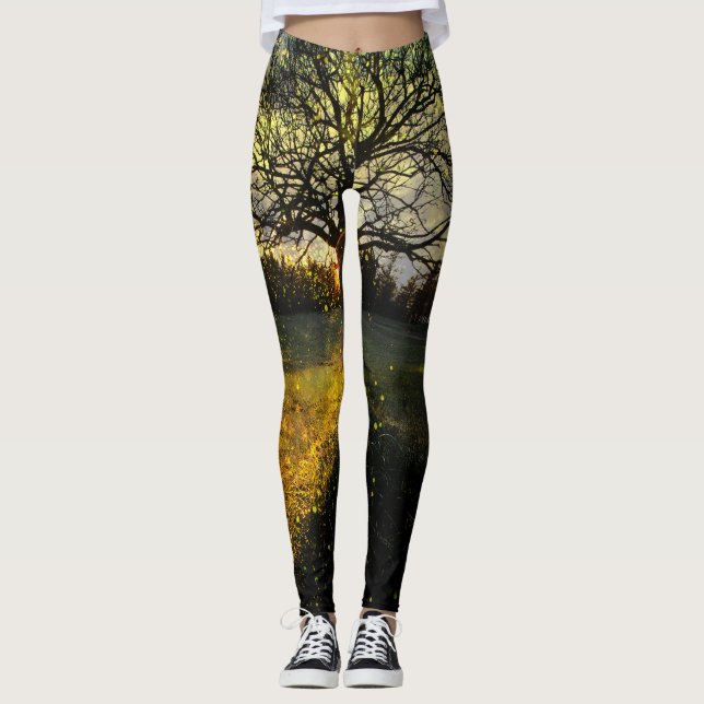 Magiska fireflies drömmande landskap leggings (Framsida)