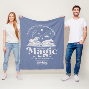 Magiska historik på HOGWARTS™ Fleecefilt