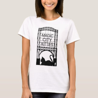 Magiska stadskattungekvinna grundläggande T-tröja Tröja