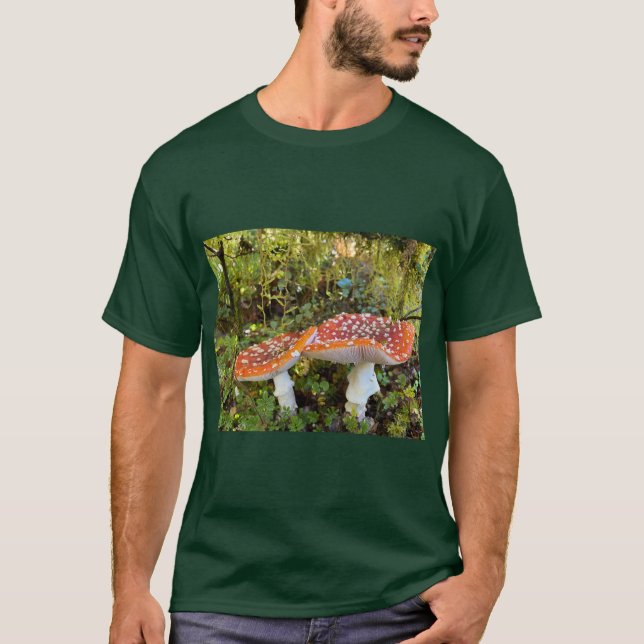 Magiska svampar t shirt (Framsida)