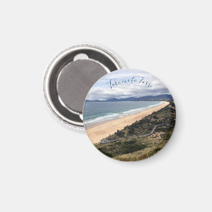 Magnet med bergsutsikt