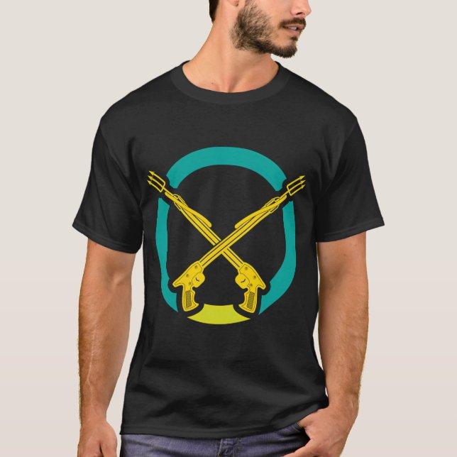Magnetfiske T Shirt (Framsida)