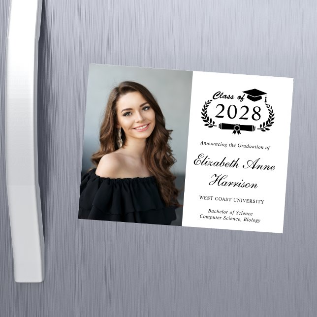 Magnetiskt kort för elegant Photo College Graduati (Share the pride and excitement of your graduate's achievement with friends and family near and far)