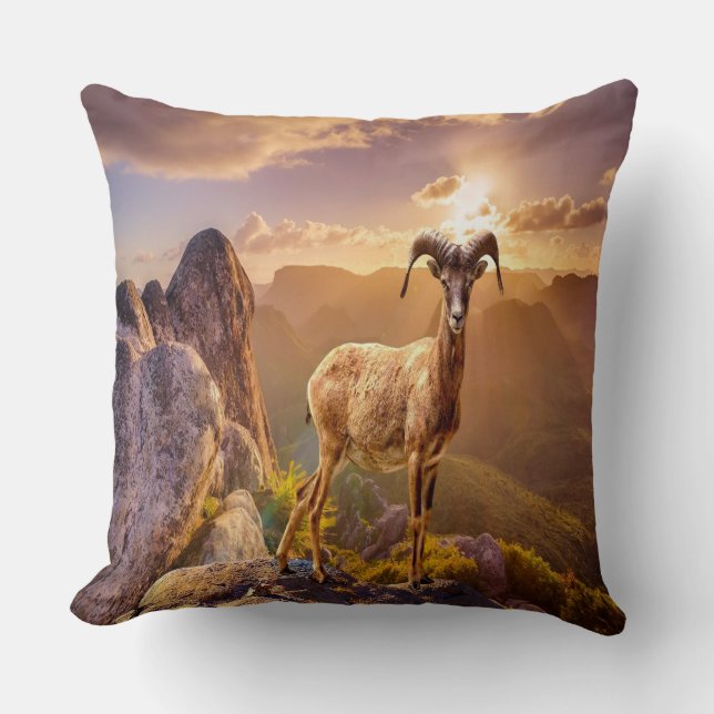 Magnificent Antelope Kudde (Framsida)