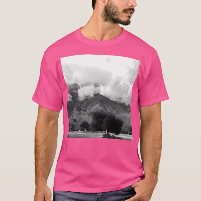 Magnifika berg med annalkande konst... t shirt (Framsida)