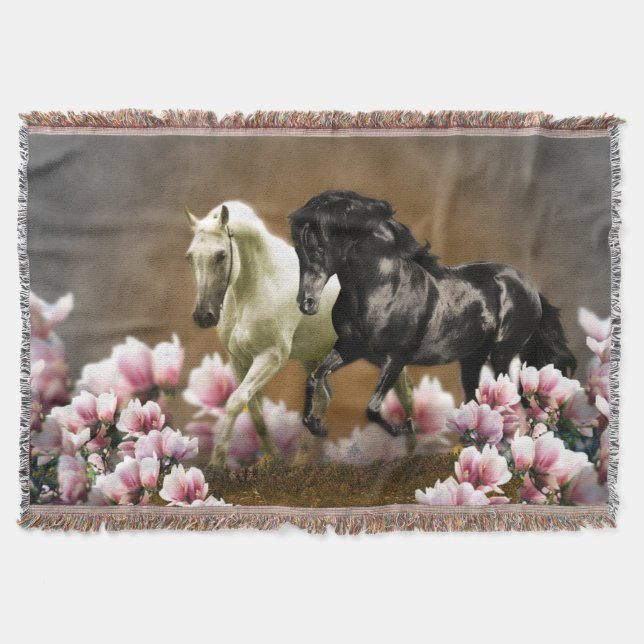 Magnolia Alley - Blanket/Wall Decor Filt (Framsidan)