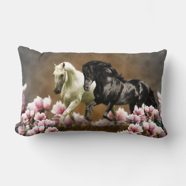 Magnolia Alley - Pillow Lumbarkudde (Framsida)