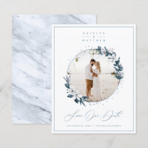 Magnolia Blommigt och Dusty Blue Circle Foto Spara Datumet