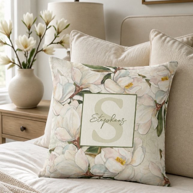Magnolia blommonogram kastkudde kudde (Skapare uppladdad)