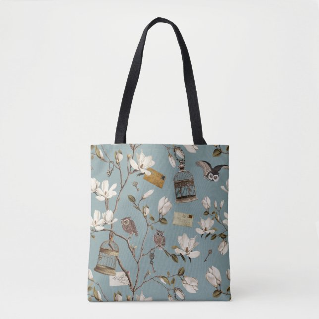 Magnolia Grove with Owls in Duck egg blue Tygkasse (Framsida)