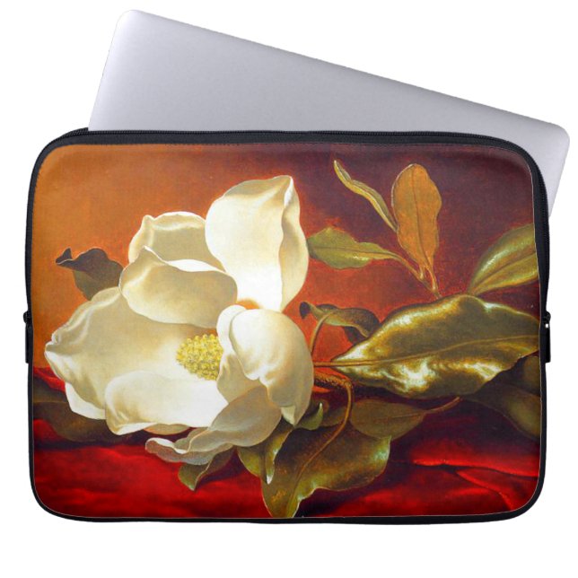 Magnolia on Red Velvet Martin Johnson Heade Laptop Fodral (Framsidan)