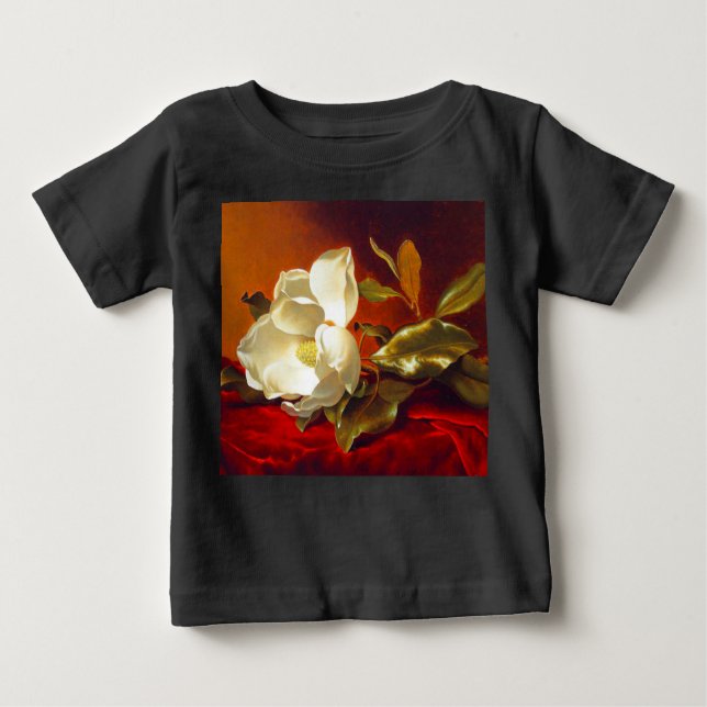 Magnolia on Red Velvet Martin Johnson Heade T Shirt (Framsida)