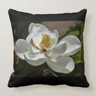 Magnolia Pillow  Kudde