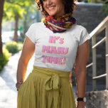 Mahj Mahjong Mah Jongg Rosa Quote Cute Roligt T Shirt<br><div class="desc">Visa upp kärlek för Mahjong i stil med Mahj Mahjong Rosa Quote T-Shirt. Den lekande designen har ett citat från en roligt i pulserande rosa, skapar den ett val av perfekt för spelnätter eller avslappnader. Det är ett sött och bekvämt sätt att uttrycka din passion för Mahjong med en aning...</div>