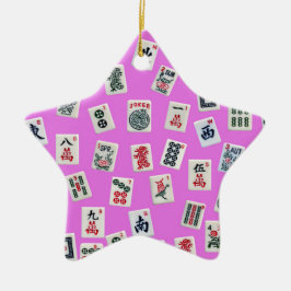 Mahjong-plattans utformning på rosa julgransprydnad keramik