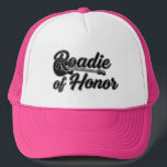 Maid of honor Rocker Hat Keps<br><div class="desc">"Til Death Do Us Sten - Roadie of Honor Hat 🤘 Skip the snöre och gå fullt med dessa Truckerkepsar i Sten & Roll Bröllop - det ultimata redskapet för att fira paret som har huvudbangar längs Aisle. Vare sig du slår på vägen för smekmånaden, rockar ut vid mottagningen eller...</div>
